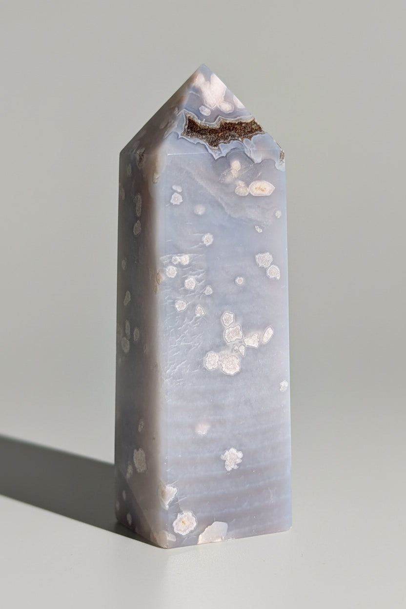 Grey Flower Agate Tower
