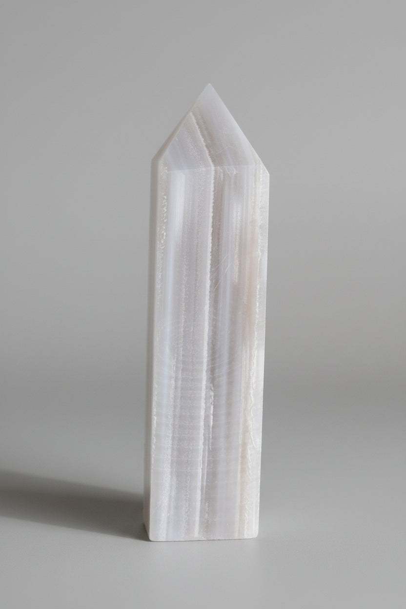 Grey Flower Agate Tower