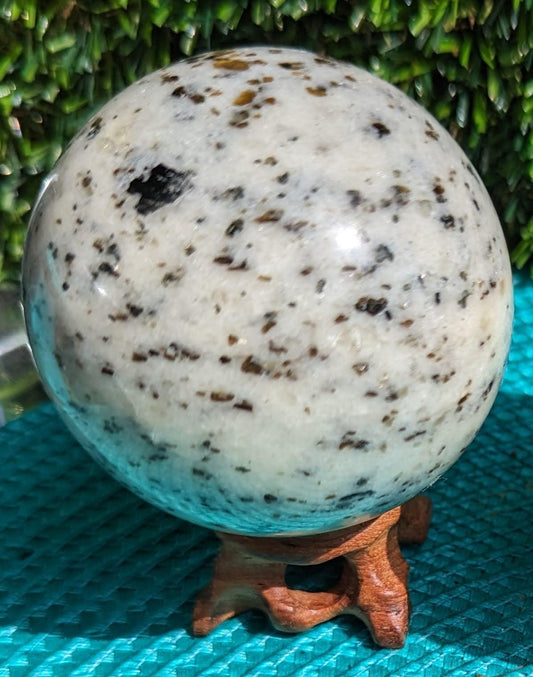 Kiwi Jasper Sphere 5-6cm