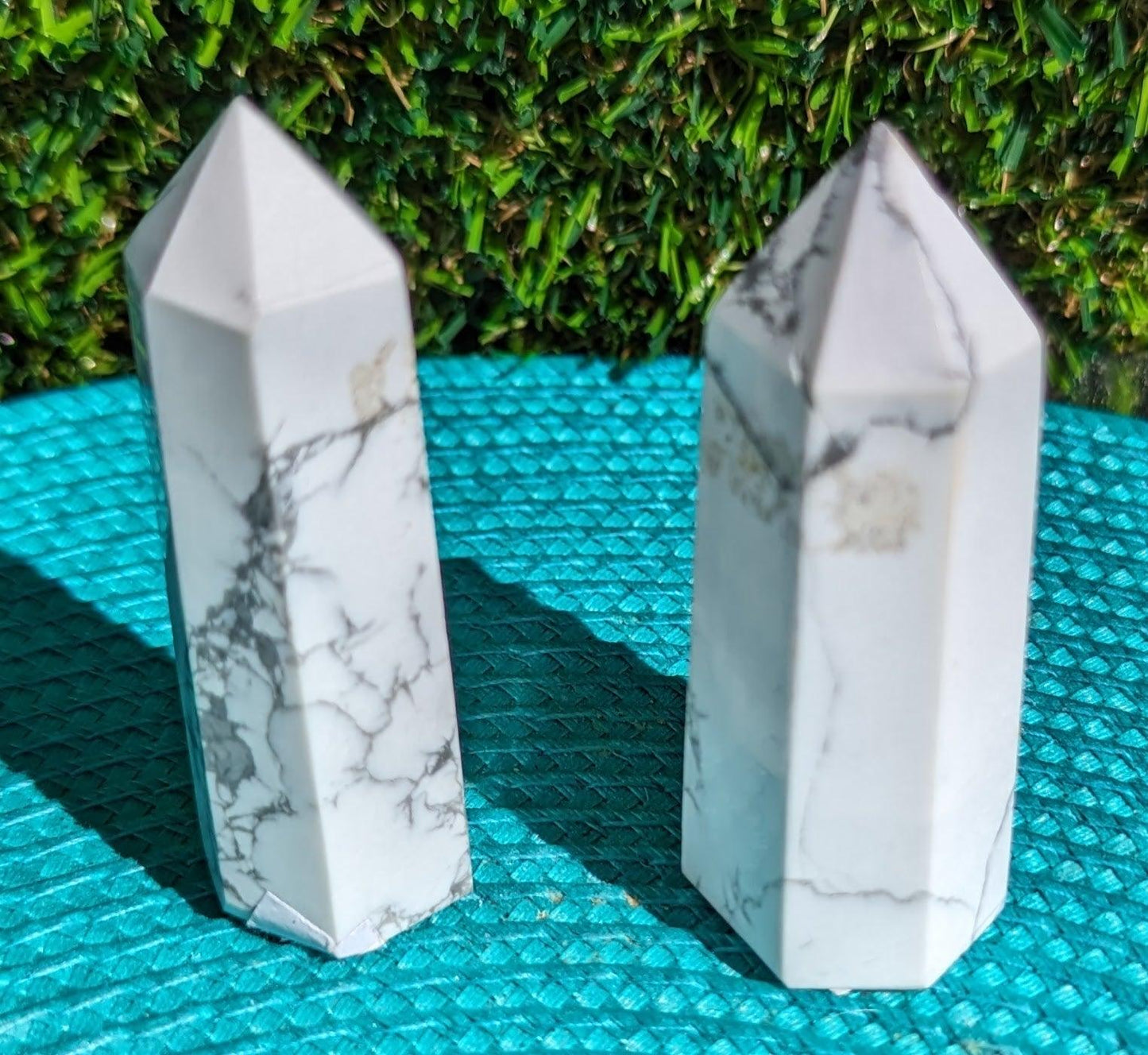 White Howlite Tower 7cm