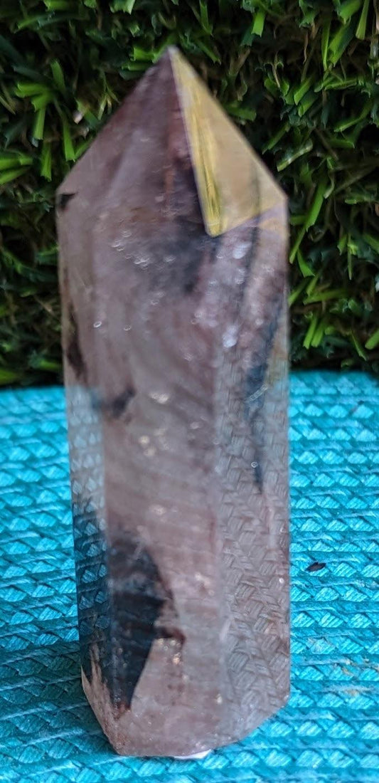 Red Hematoid Quartz Tower 8cm